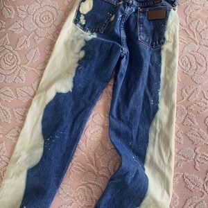 Dip bleached Wrangler jeans